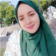 Salut tous le monde je suis Houaria je donne des cours d'anglais à tous les niveaux en ligne et à domicile